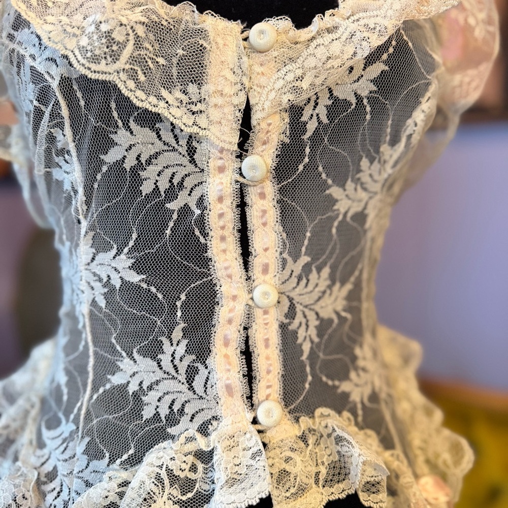 Vintage Pandora Lingerie by Chic Lace Garter Camisole In Soft Ivory And Pink - Picture 5 of 10